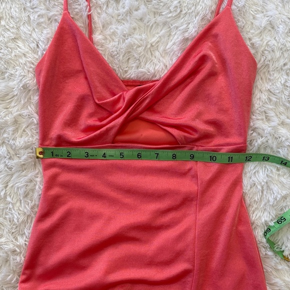 Windsor Pink Midi Dress with Cutout Detail - Picture 8 of 9